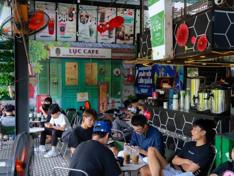Quán cà phê thực tế của cựu học viên Saly Academy đang hoạt động
